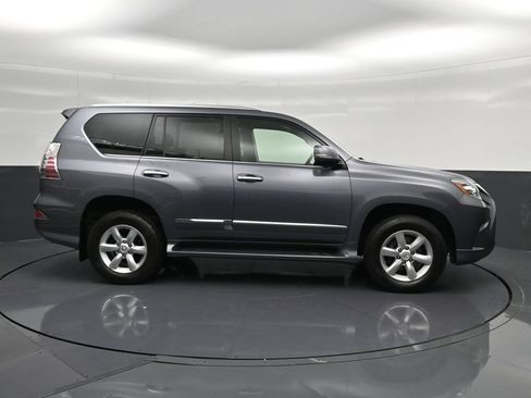 Used 2019 Lexus GX 460 w/ Navigation Package AWD/4WD image 4