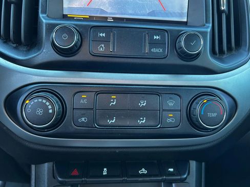 Used 2019 Chevrolet Colorado LT image 19