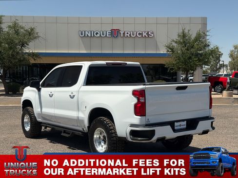 Used 2021 Chevrolet Silverado 1500 RST AWD/4WD image 10