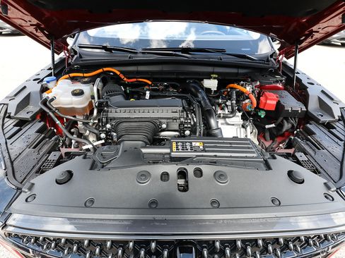 Certified 2025 Lincoln Nautilus Reserve AWD/4WD image 22