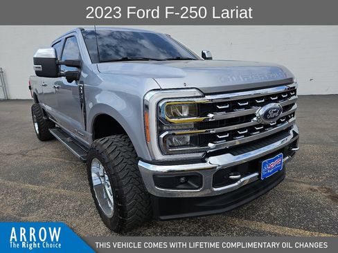 Used 2023 Ford F250 Lariat w/ Chrome Package AWD/4WD image 2