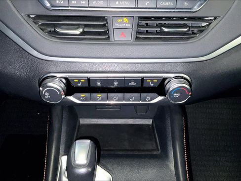 Used 2019 Nissan Altima 2.5 SR w/ SR Premium Package image 39