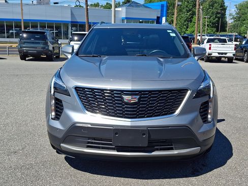 Used 2023 Cadillac XT4 Premium Luxury AWD/4WD image 2