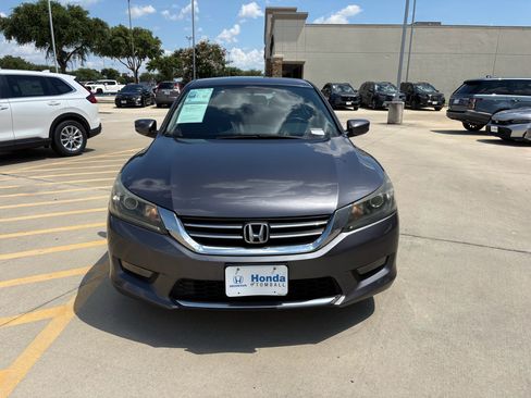 Used 2015 Honda Accord Sport image 3