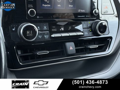 Used 2021 Toyota Highlander XLE image 18