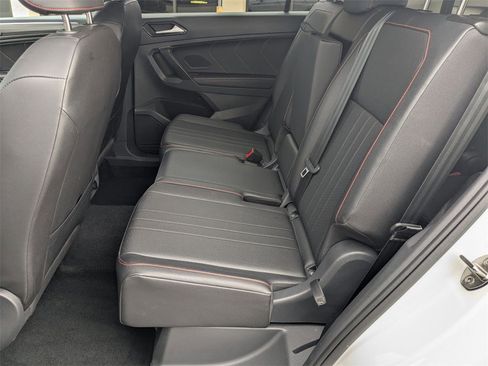 Used 2024 Volkswagen Tiguan Wolfsburg Edition image 21