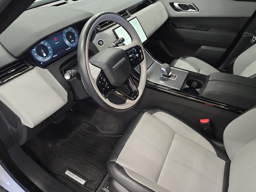 Certified 2024 Land Rover Range Rover Velar Dynamic SE AWD/4WD image 19