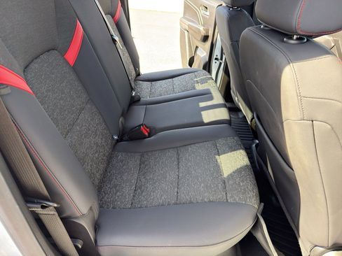 Used 2024 Chevrolet Colorado Z71 w/ Z71 Convenience Package 2 image 28