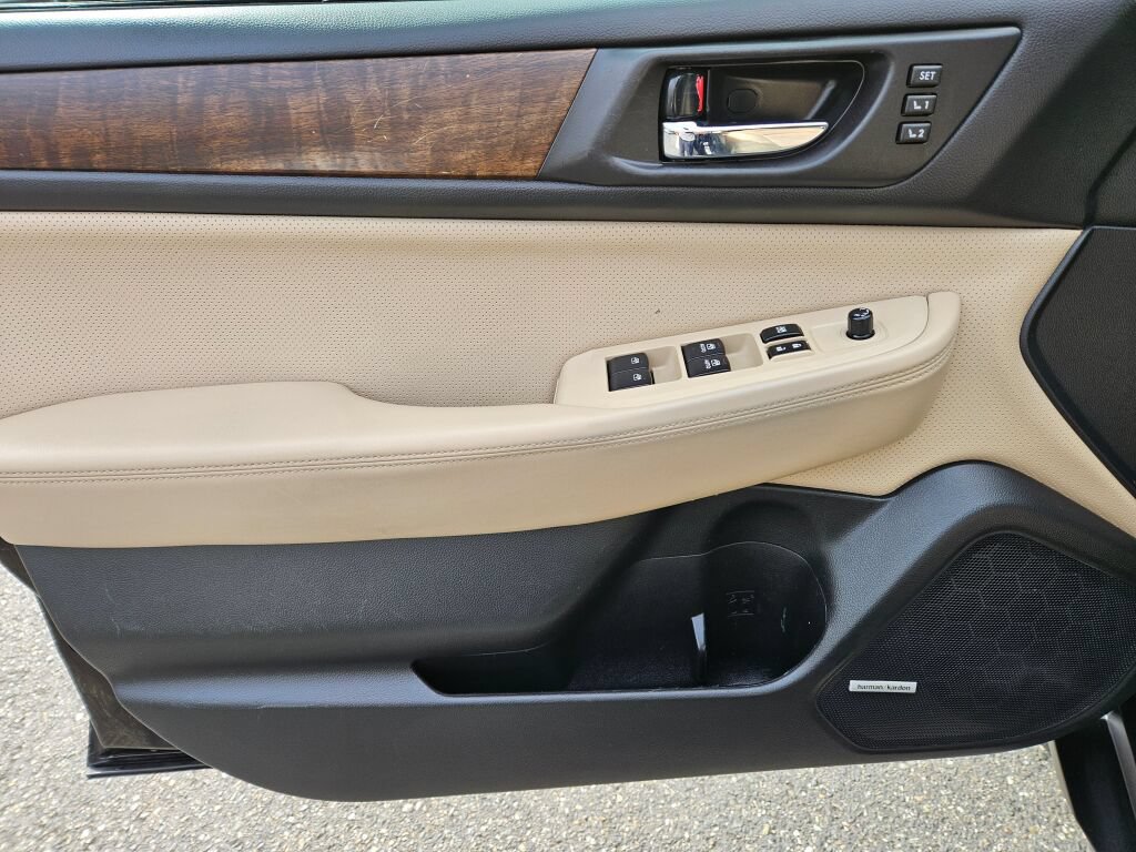 Used 2015 Subaru Outback 2.5i Limited AWD/4WD image 18