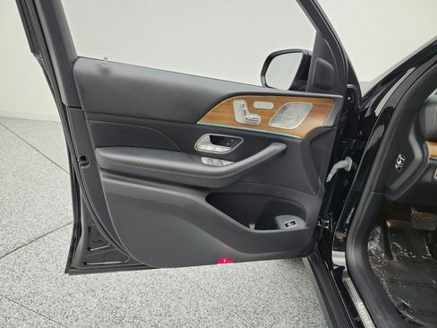 Used 2022 Mercedes-Benz GLE 450 4MATIC image 15