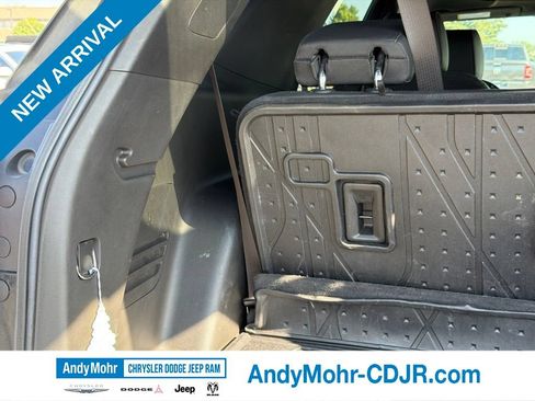 Used 2023 Chevrolet Traverse High Country w/ LPO, Floor Liner Package AWD/4WD image 22