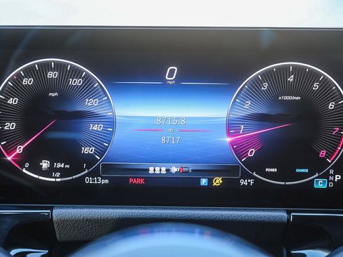 Certified 2025 Mercedes-Benz GLA 250 4MATIC image 21