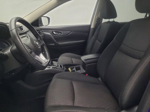 Used 2020 Nissan Rogue SV FWD image 17