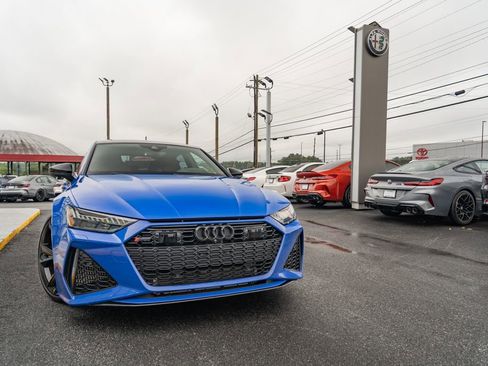 Used 2021 Audi RS 7 Sportback w/ Black Optic Package AWD/4WD image 12