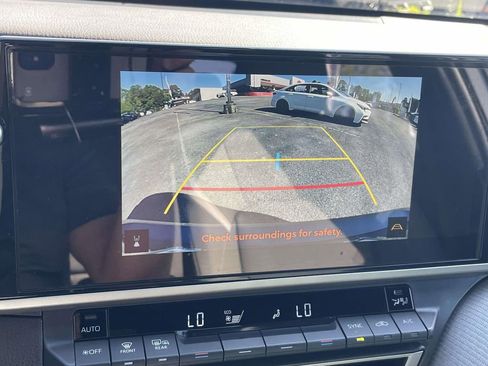 Used 2026 Toyota Camry SE w/ Multimedia Upgrade Package image 17