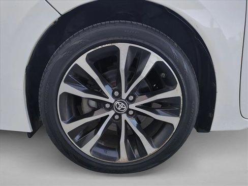 Used 2017 Toyota Corolla SE image 23