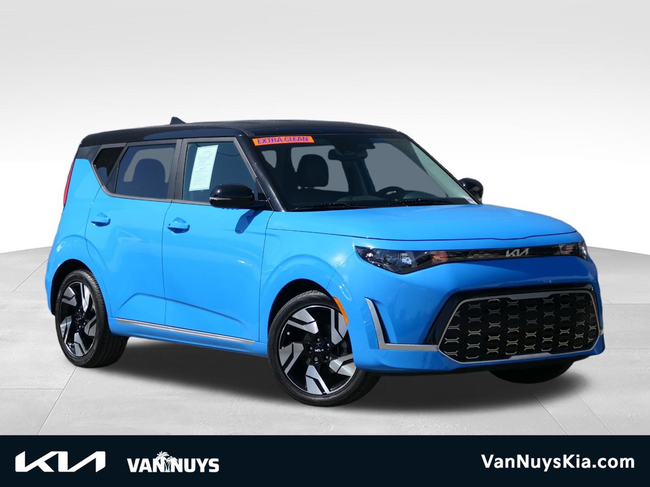 Certified 2023 Kia Soul GT-Line FWD image 1