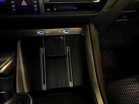 Used 2024 Lexus GX 550 image 34