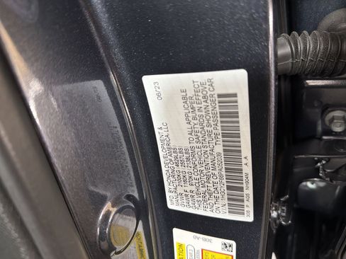 Used 2023 Honda Accord EX-L image 28