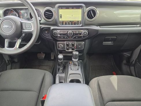 Used 2023 Jeep Gladiator Overland w/ LED Lighting Group AWD/4WD image 16