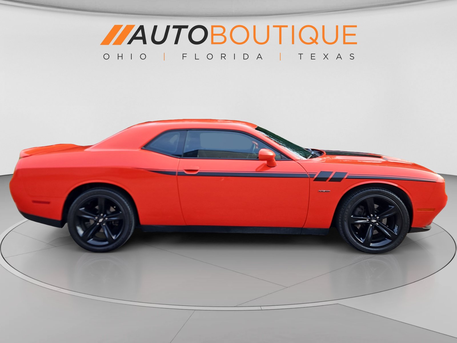 Used 2018 Dodge Challenger R/T w/ Cold Weather Group RWD image 7