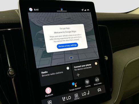 New 2026 Volvo XC60 T8 Ultra w/ Protection Package Premier image 12