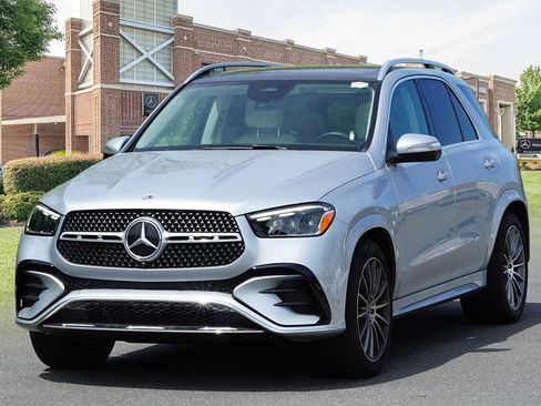 Used 2025 Mercedes-Benz GLE 350 4MATIC image 4