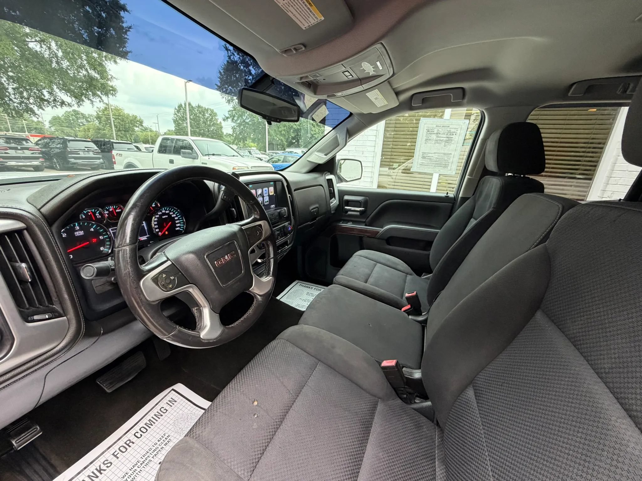 Used 2018 GMC Sierra 1500 SLE w/ SLE Value Package AWD/4WD image 17