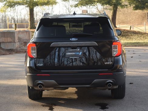 Used 2023 Ford Explorer XLT w/ Equipment Group 202A image 27