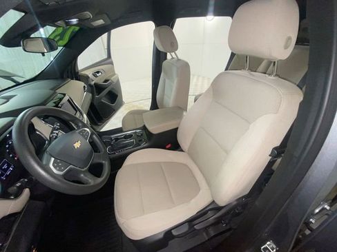 Certified 2023 Chevrolet Traverse LS FWD image 15