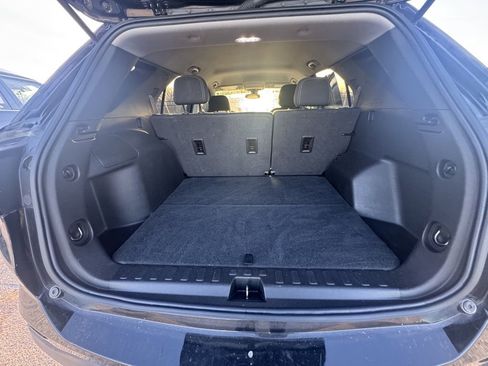 Used 2022 Chevrolet Equinox LS w/ LS Convenience Package image 13