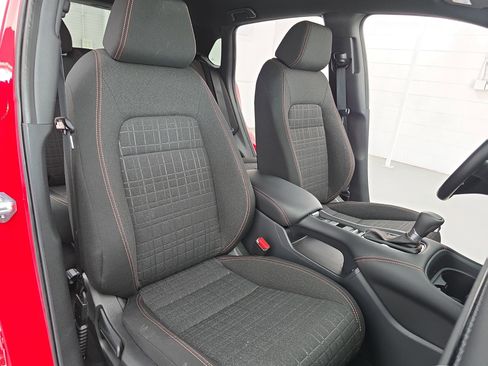 Certified 2025 Honda HR-V Sport image 10