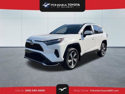 Used 2022 Toyota RAV4 SE w/ Weather & Moonroof Package