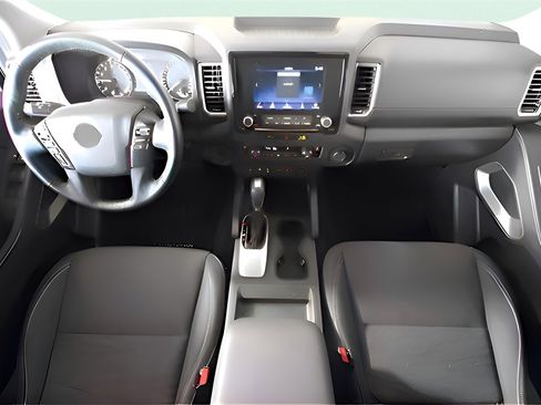 Used 2024 Nissan Frontier SV w/ SV Convenience Package image 22