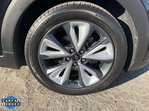 Used 2022 Chevrolet Bolt EUV LT w/ Convenience Package image 70