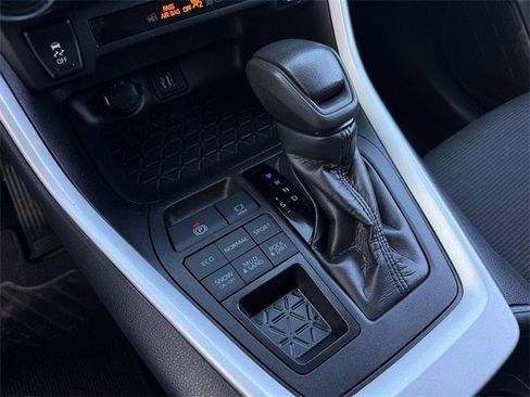 Used 2024 Toyota RAV4 LE image 20