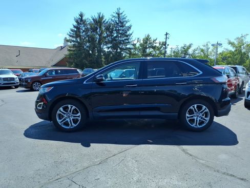 Used 2018 Ford Edge Titanium AWD/4WD image 4