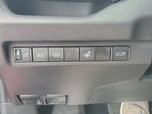 Used 2025 Toyota RAV4 XLE Premium w/ Weather Package AWD/4WD image 27