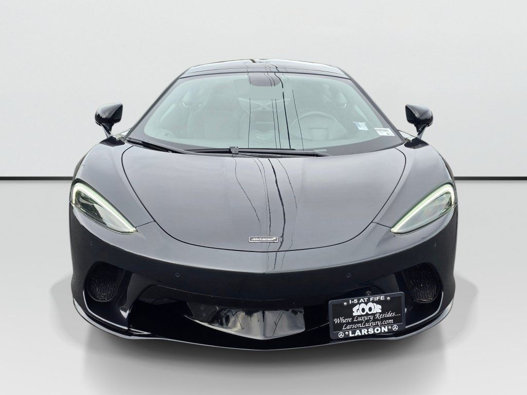 Used 2022 McLaren GT RWD image 9