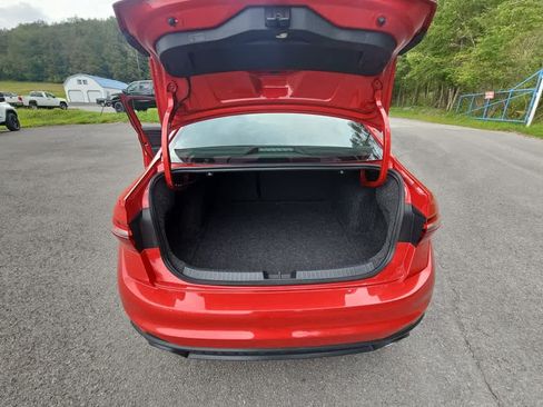 Used 2022 Volkswagen Jetta GLI Autobahn FWD image 22