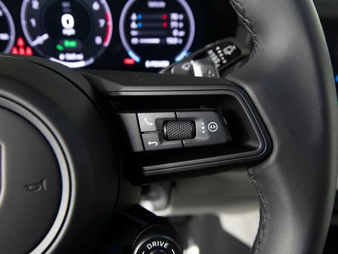 Certified 2026 Porsche Cayenne E-Hybrid AWD/4WD image 24