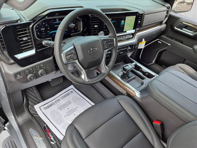 New 2026 Chevrolet Silverado 1500 RST w/ Z71 Off-Road Package AWD/4WD image 3