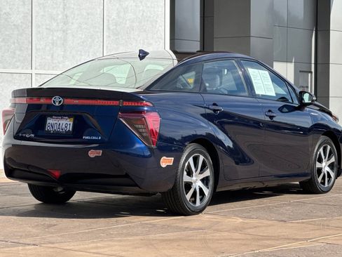 Certified 2019 Toyota Mirai image 4