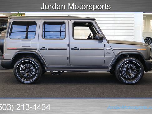 Used 2025 Mercedes-Benz G 63 AMG 4MATIC image 5