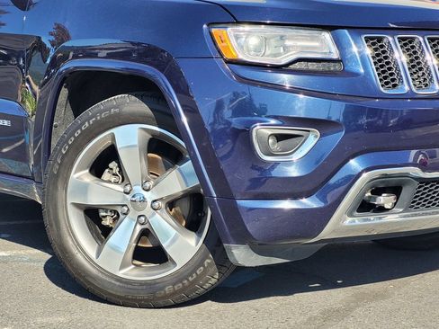 Used 2015 Jeep Grand Cherokee Overland RWD image 4