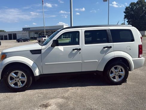 Used 2008 Dodge Nitro SLT w/ Convenience Group RWD image 2