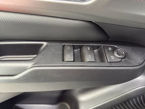 New 2026 Chevrolet Equinox EV RS image 15