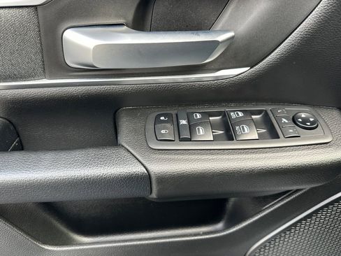 Used 2021 RAM 1500 Big Horn image 10