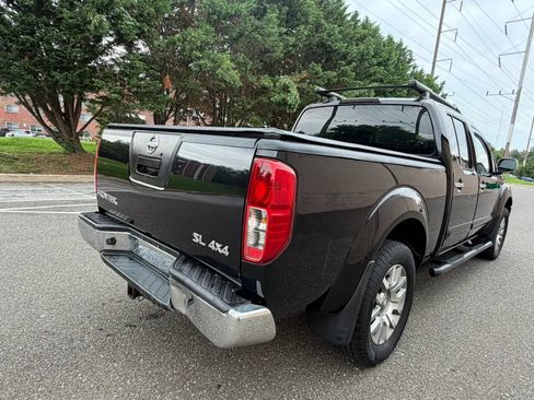 Used 2012 Nissan Frontier SL AWD/4WD image 7