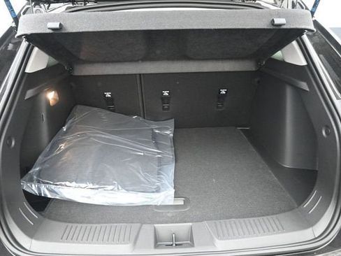 New 2026 Chevrolet Trax LT w/ Driver Confidence Package FWD image 30